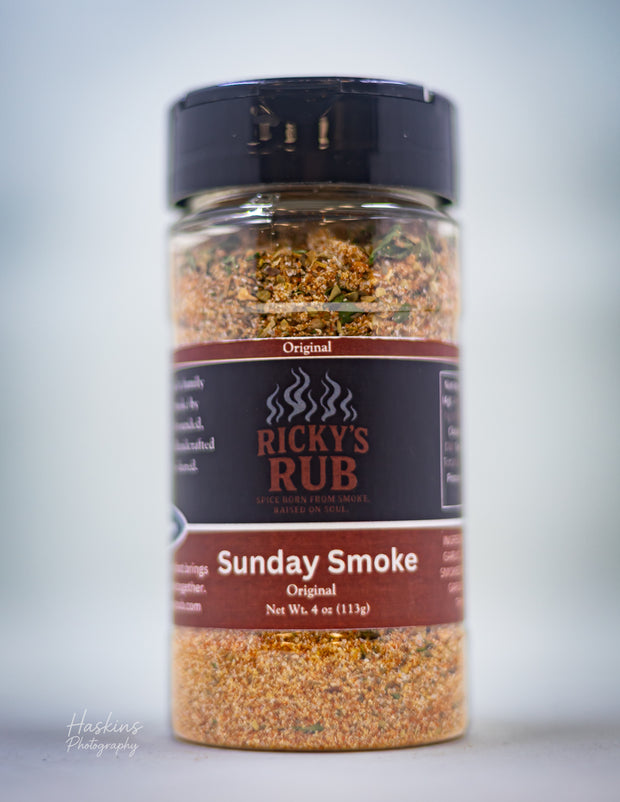Sunday Smoke (Original) – Classic Sweet & Smoky Seasoning in a shaker bottle, perfect for barbecue flavor.